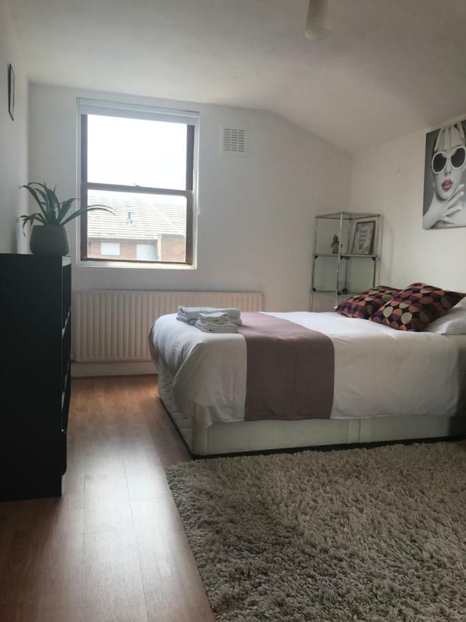 Amazing Room Лондон Экстерьер фото